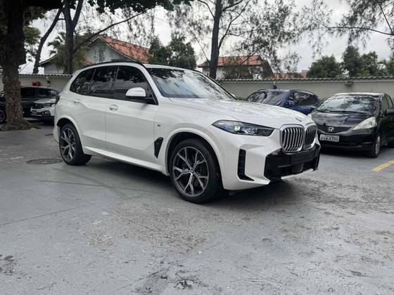 BMW X5 3.0 I6 TURBO HÍBRIDO XDRIVE50E M SPORT AUTOMÁTICO